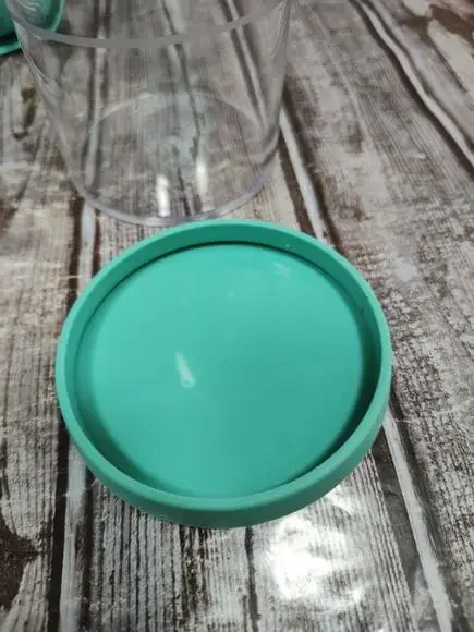 Pampered Chef Whipped Cream Maker Handheld DIY Whipping Cream Dispenser Non-Slip - Picture 9 of 10